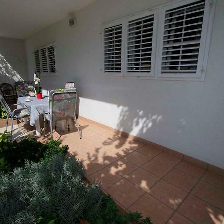 מאקרסקה Apartmani Ivona & Ivo מראה חיצוני תמונה