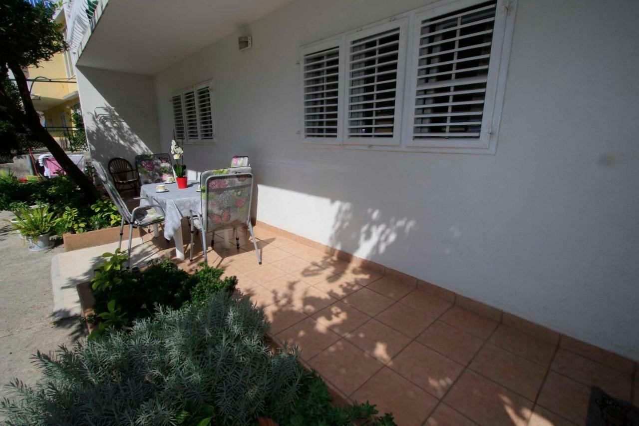מאקרסקה Apartmani Ivona & Ivo מראה חיצוני תמונה