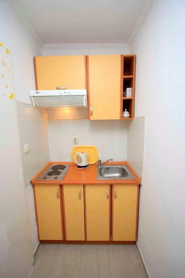 מאקרסקה Apartmani Ivona & Ivo מראה חיצוני תמונה